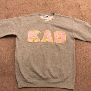 Kappa Alpha Theta stitched lettered sweatshirt!